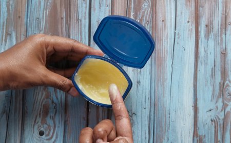 Vazelin Kullanımı Sağlığa Zararlı Mı?